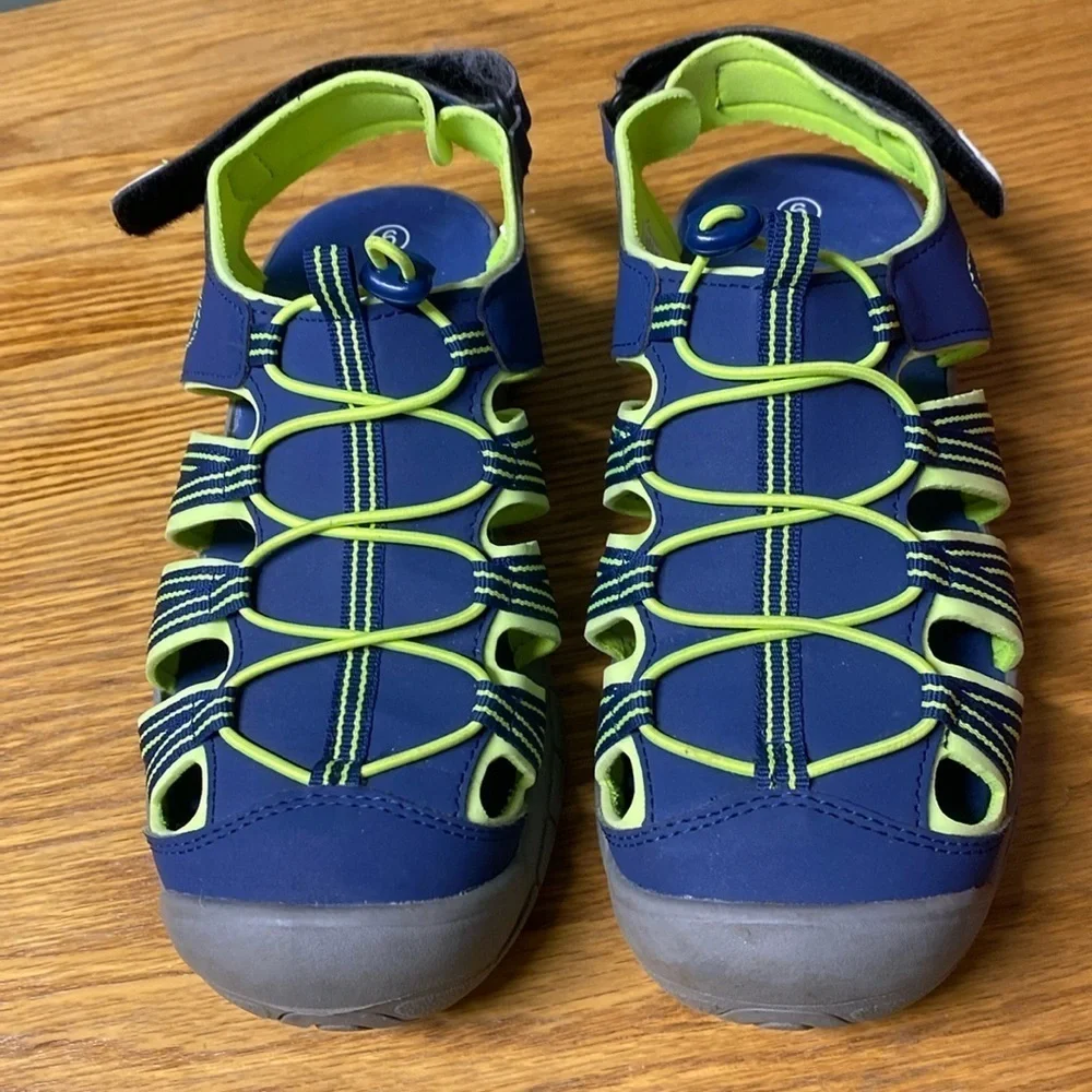 DSG Direct Youth Caged Sandals Size Youth 6